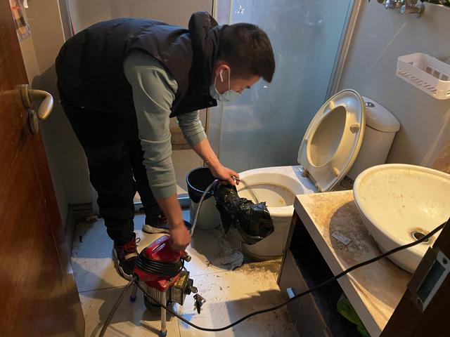 咸宁马桶疏通-疏通下水道