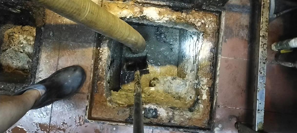 咸宁化油池清理-污水池清掏